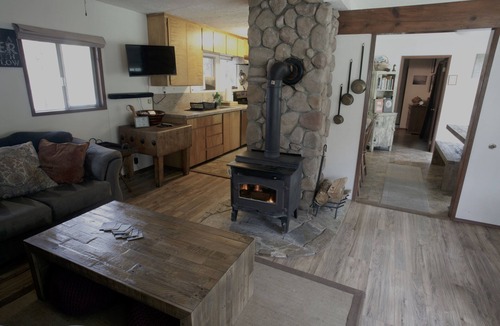 Marblemount Cottage | 6 miles to North Cascades NP on the Cascade River
