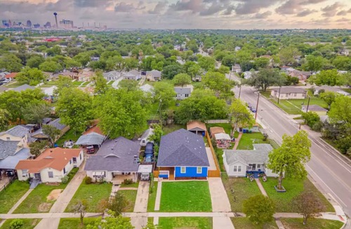 Highland Park House | 6 min downtown, Riverwalk & mo re