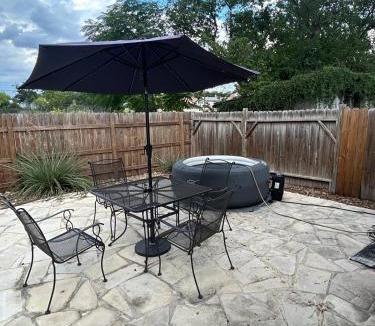 Near East Side House | 6 min from River center mall and hospital
