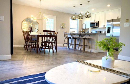 Skyland House | 6 min to Biltmore Estate, 10 min to downtown.