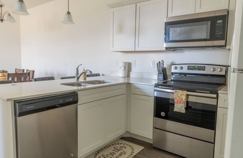 Lehi Condo | 6 mins to Adobe Headquarter Brand New Condo/Lehi