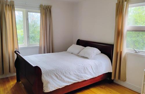 Deer Lake House | 6 Olivia Lane