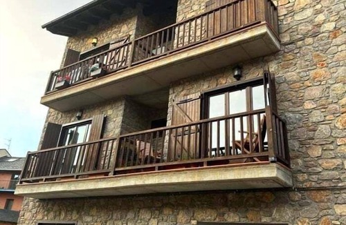 Llivia Apartment | 6 Pax Duplex with Attic, Fireplace and Balcony