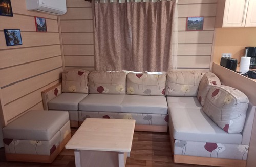 Cauterets House | 6-person air-conditioned mobile home on friendly family campsite le gr10