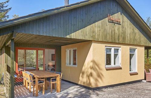 Sømarken House | 6 person holiday home in Aakirkeby