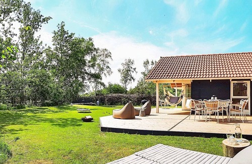 Dannemare House | 6 person holiday home in Dannemare
