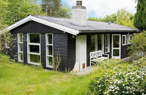 Gilleleje House | 6 person holiday home in Dronningm lle