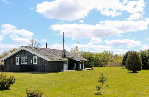 Oster Hurup House | 6 person holiday home in Hadsund