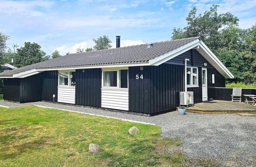 Helberskov Strand House | 6 person holiday home in Hadsund