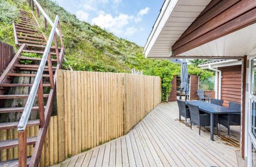 Henne Strand House | 6 person holiday home in Henne