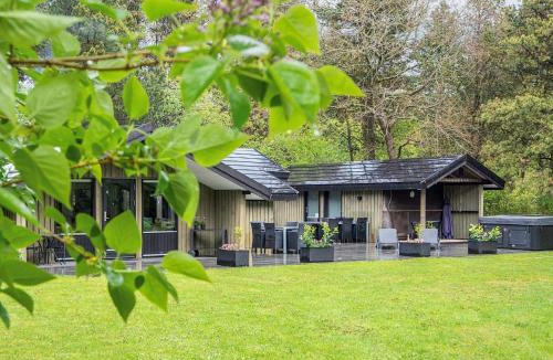 Houstrup House | 6 person holiday home in Nørre Nebel
