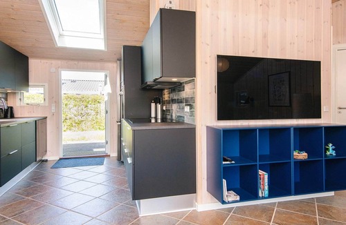 Grønninghoved Strand House | 6 person holiday home in Sjølund