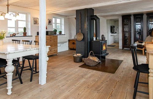 Store Damme House | 6 person holiday home in Askeby