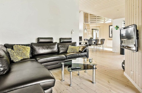 Oster Hurup House | 6 person holiday home in Hadsund