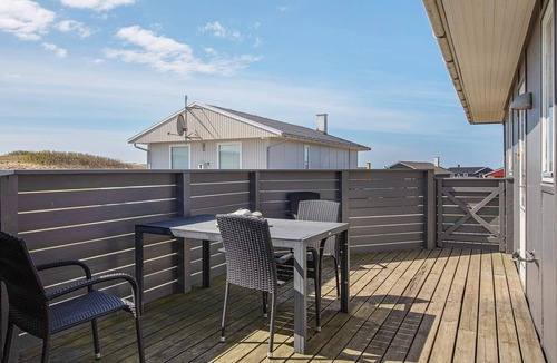 Trans House | 6 person holiday home in Lemvig