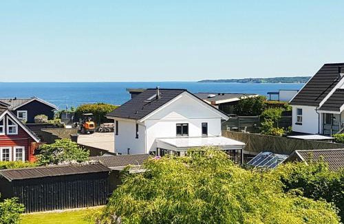 Hvidbjerg Strand House | 6 person holiday home in Børkop-By Traum