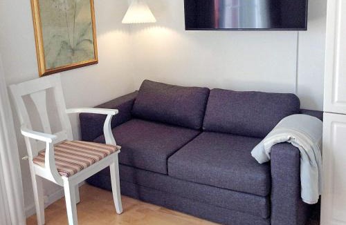 Blavand Apartment | 6 person holiday home in Bl vand