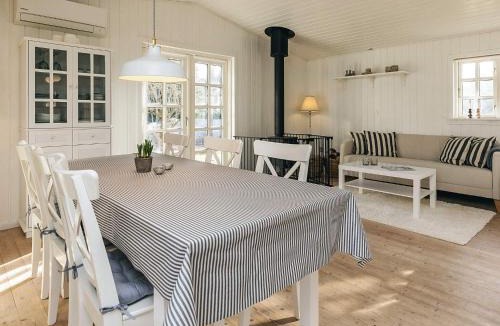 Blokhus House | 6 person holiday home in Blokhus