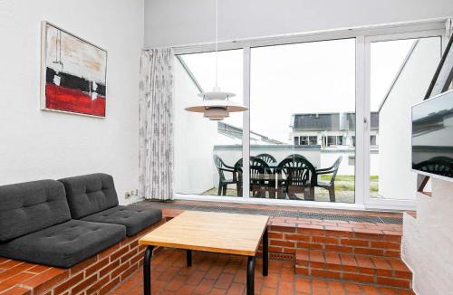 Brovst Apartment | 6 person holiday home in Brovst-By Traum