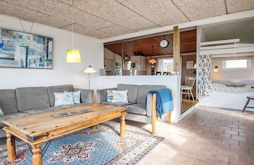 Hvalpsund House | 6 person holiday home in Farsø-By Traum