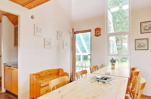 Hvalpsund House | 6 person holiday home in Farsø