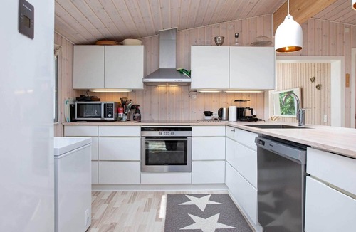 Hojby House | 6 person holiday home in Højby