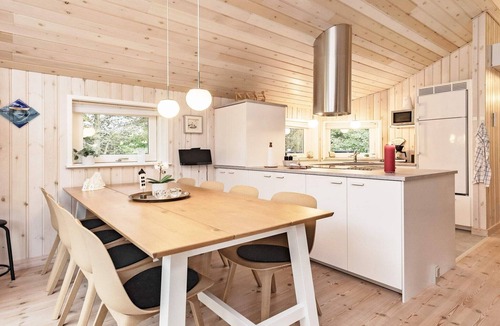 Hals House | 6 person holiday home in Hals