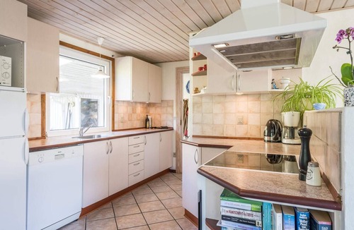 Henne Strand House | 6 person holiday home in Henne