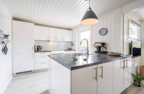 Henne Strand House | 6 person holiday home in Henne