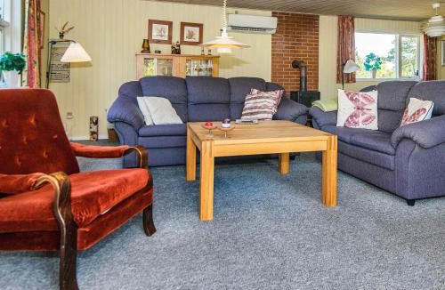 Kongsmark House | 6 person holiday home in R m