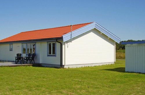 Kramnitse House | 6 person holiday home in R dby