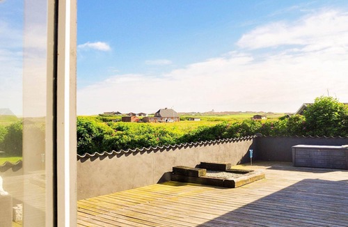 Trans House | 6 person holiday home in Lemvig