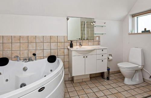 Marielyst House | 6 person holiday home in V ggerl se