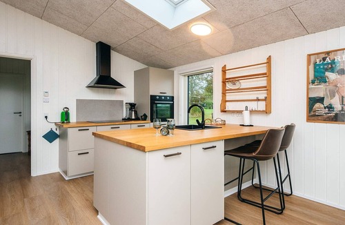Ronde House | 6 person holiday home in Rønde-By Traum