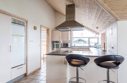 Skaven Strand House | 6 person holiday home in Tarm