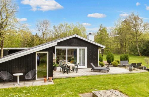 Ertebølle House | 6 person holiday home in Farsø-By Traum