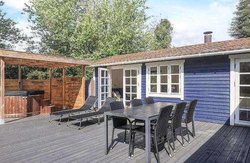 Gedesby House | 6 person holiday home in Gedser