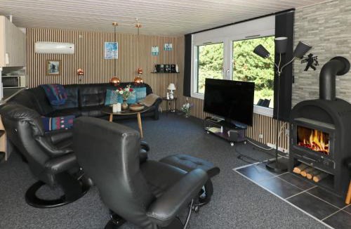 Helberskov Strand House | 6 person holiday home in Hadsund