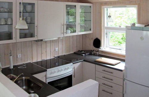 Hou House | 6 person holiday home in Hals