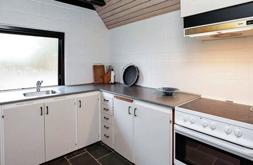 Hou House | 6 person holiday home in Hals