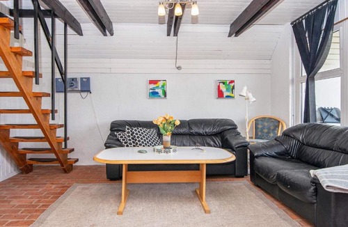 Vrist Strand House | 6 person holiday home in Harbo re