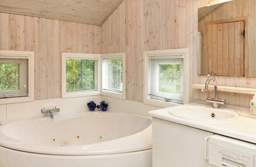Ristinge House | 6 person holiday home in Humble-By Traum