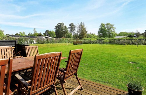 Hou House | 6 person holiday home in Hals