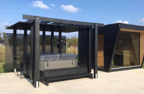 Bratten Strand House | 6 person holiday home in Jerup
