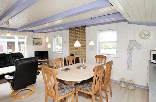 Nørre Lyngby House | 6 person holiday home in Løkken