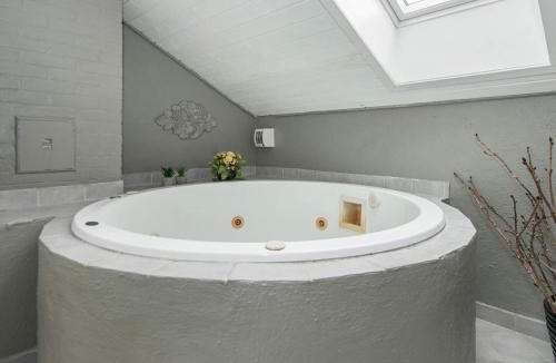 Jegum House | 6 person holiday home in Oksbøl