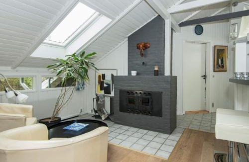 Jegum House | 6 person holiday home in Oksbøl