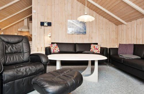 Jegum House | 6 person holiday home in Oksb l