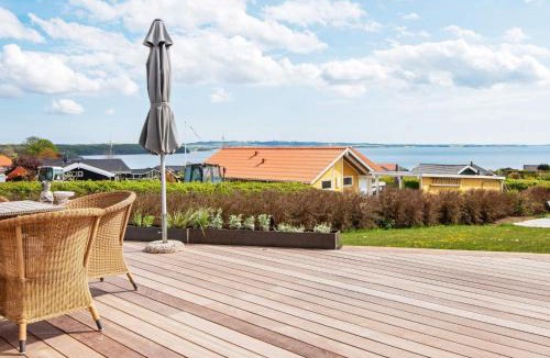 Ronde House | 6 person holiday home in R nde