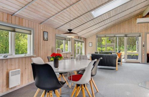 Nordost House | 6 person holiday home in Sæby